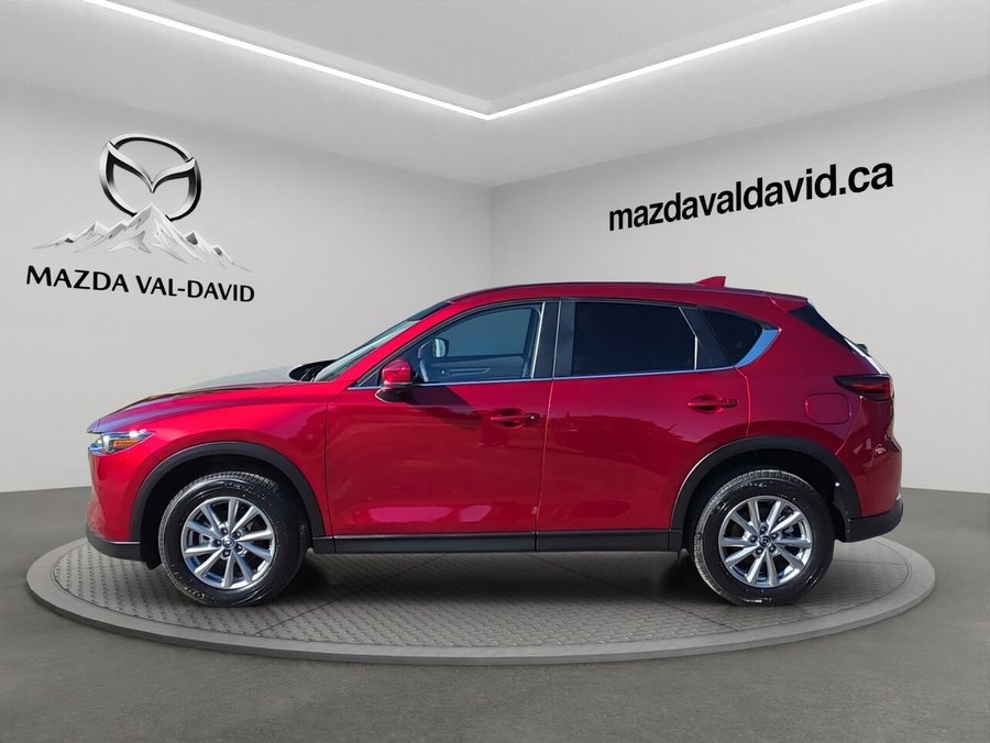 Mazda CX-5 Gs, awd, sièges, volant et rétroviseurs chauffants, hayon électrique 2025 Rouge vibrant cristal métallisé