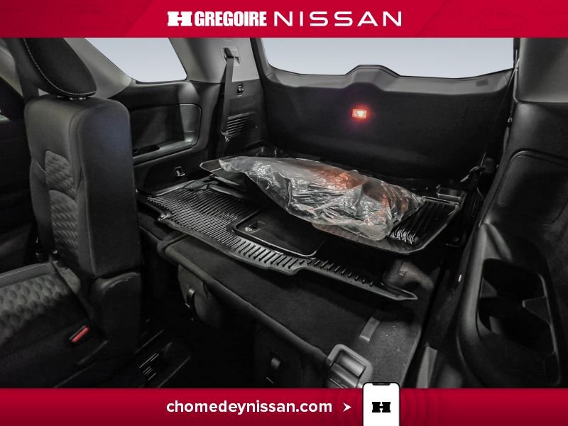2022 Nissan Pathfinder Black Laval - photo #28