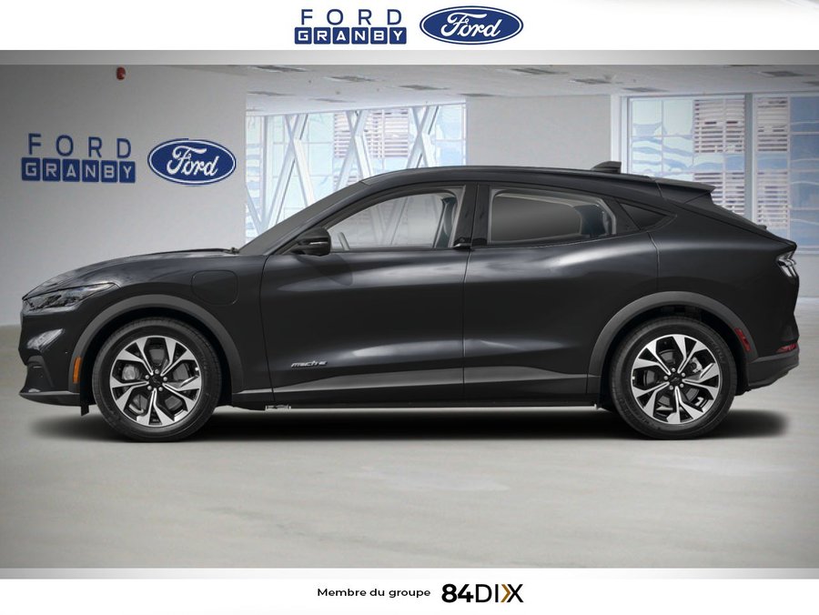 Ford Mustang Mach-E Sélect TI 2026 Noir ombre