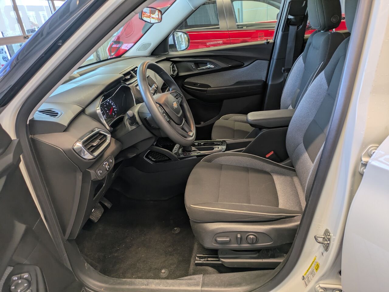 Chevrolet Trailblazer 2023 Blanc Gatineau - photo #13