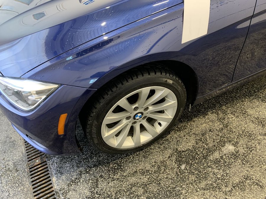 2018 BMW Série 3 2018 Blue