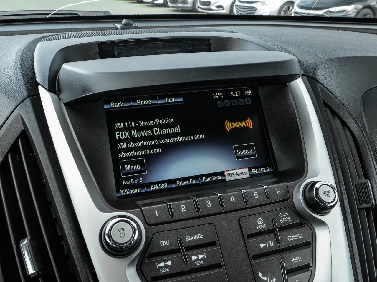 2017 Chevrolet Equinox AWD 4dr Premier w/1LZ White Sherwood Park - photo #25