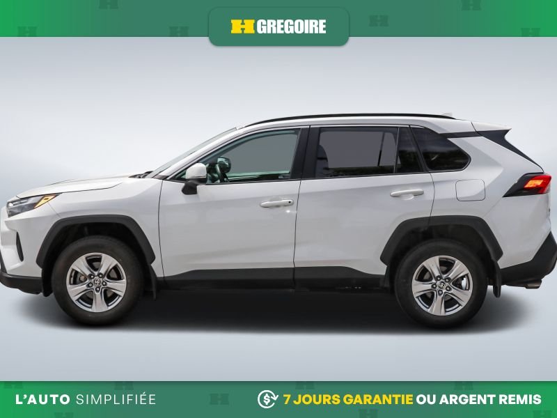 2022 Toyota Rav 4 White Laval - photo #4