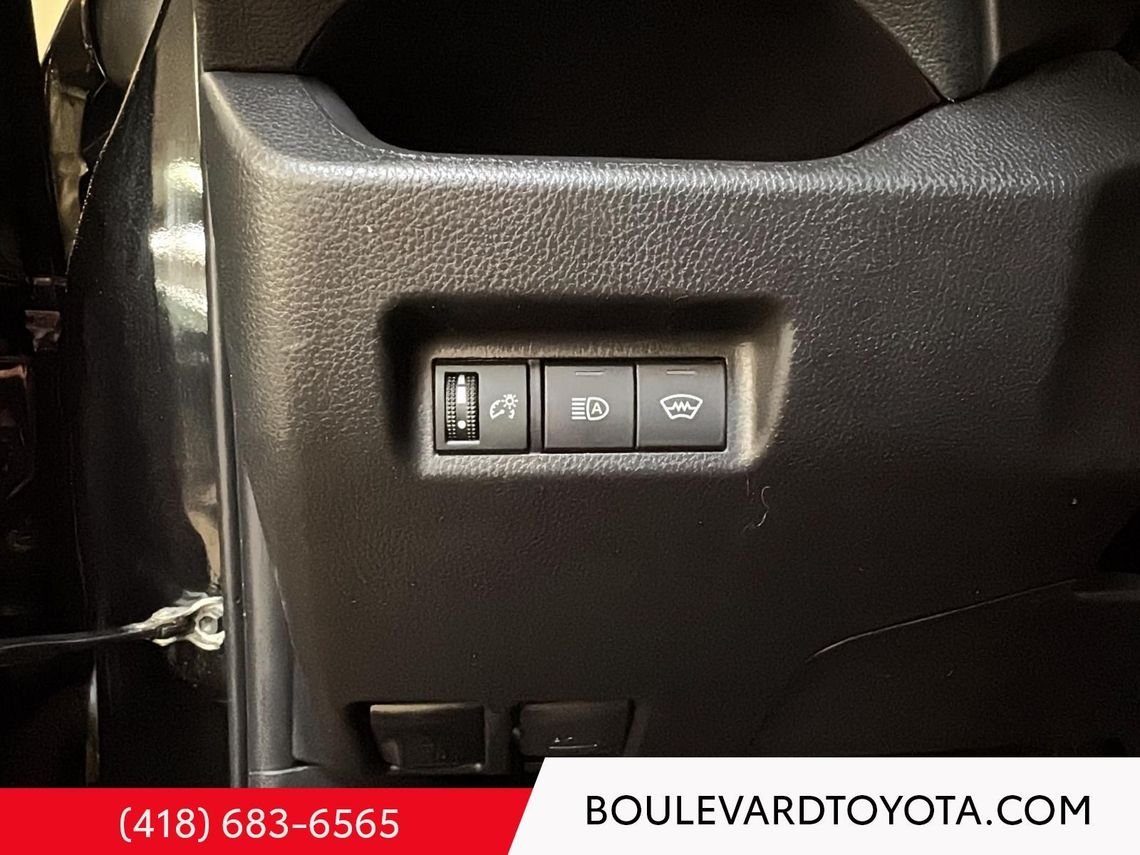 2024 Toyota RAV4 531713-108 | LE, AWD Midnight Black Metallic Québec - photo #7