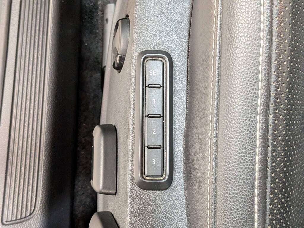 2019 Volkswagen Jetta Execline Manual Grey Val-David - photo #11