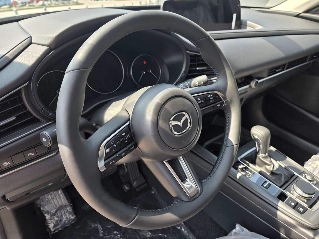 Mazda CX-30 2026 Noir de jais mica Donnacona - photo #5
