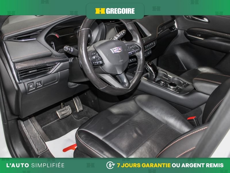 2020 Cadillac XT4 White Saint-Eustache - photo #15