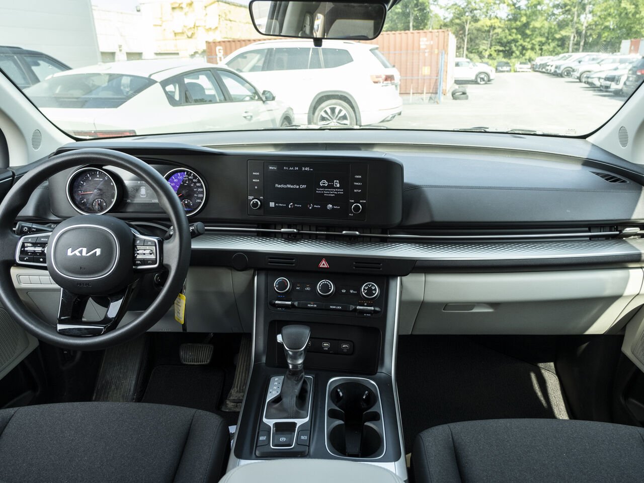 Kia Carnival 2024 Blanc Gatineau - photo #26