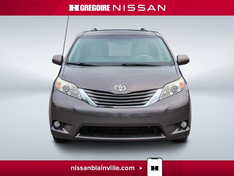 2013 Toyota Sienna Grey Saint-Eustache - photo #1