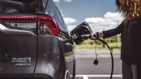 Hybride vs hybride rechargeable : Les différences