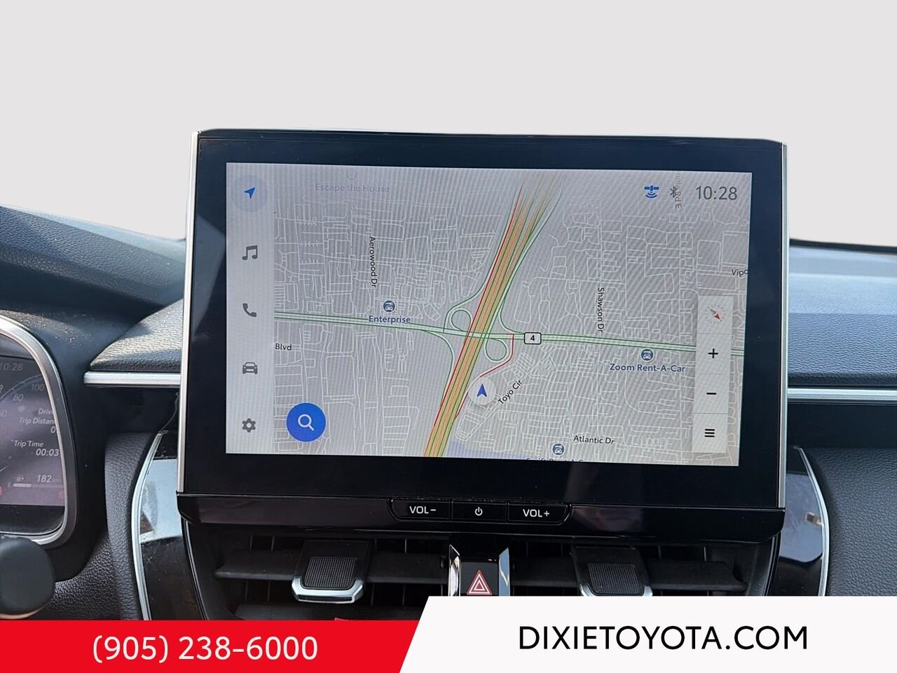 2026 Toyota Corolla Cross XLE AWD / CLEAN CARFAX / HEATED SEATS / MOONROOF / ALLOY WHEELS / CARPLAY AND ANDROID AUTO White Mississauga - photo #15