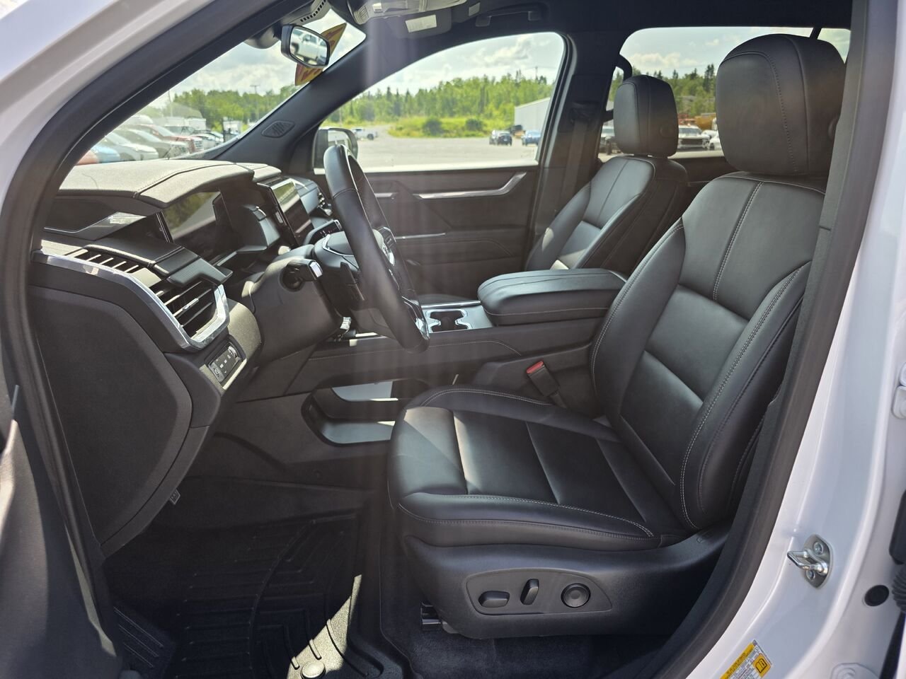 GMC Acadia Elevation 2024 Blanc Rouyn-Noranda - photo #11