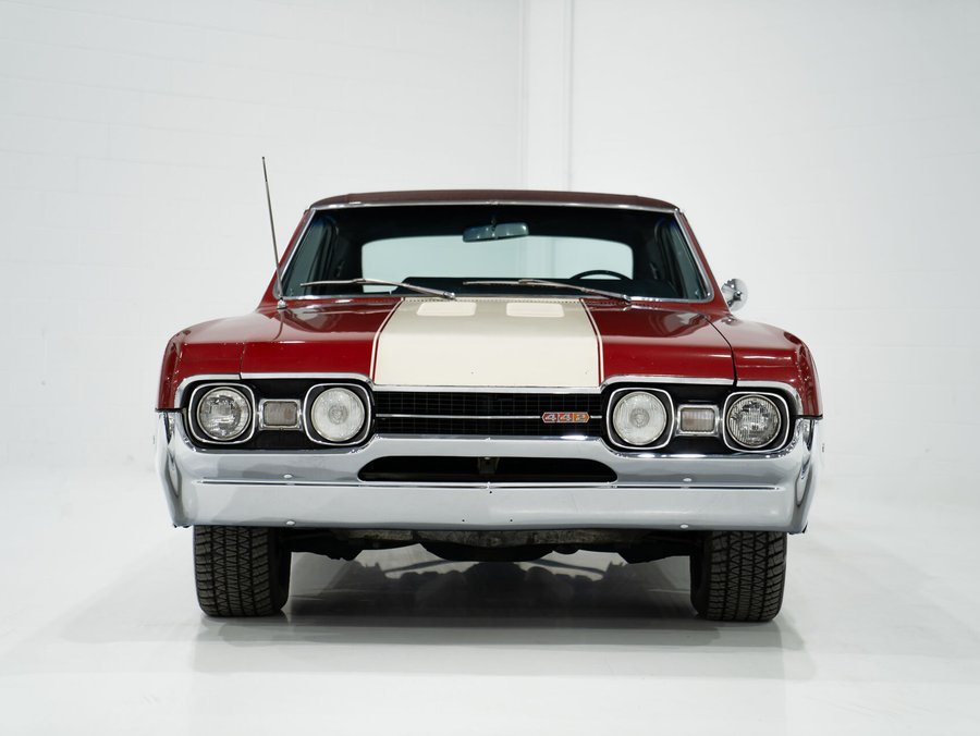 1967 Oldsmobile Cutlass 442 1967 Red