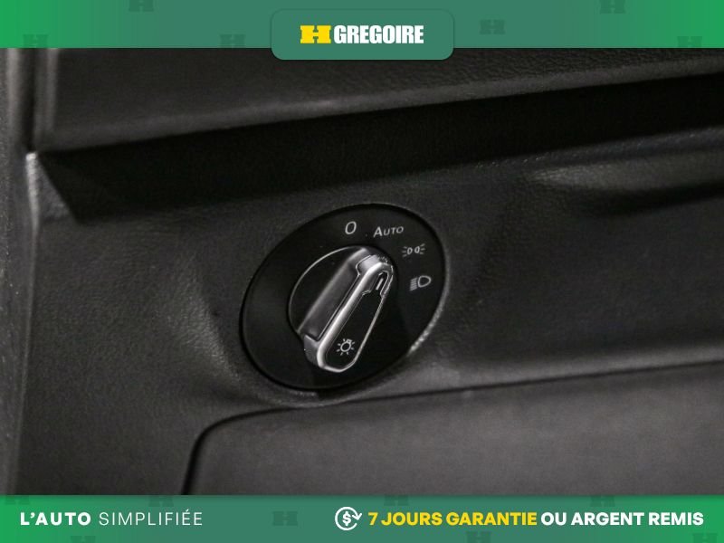 Volkswagen Jetta 730488 | Comfortline AUTO A/C CUIR GR ELECT MAGS CAM BLUETO 2023 Gris Laval - photo #16