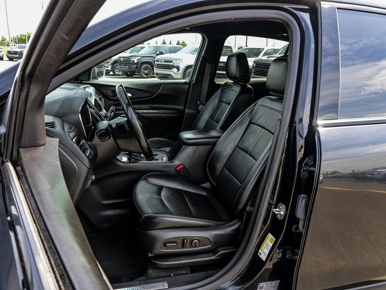 2023 Chevrolet Equinox AWD 4dr Premier Black Sherwood Park - photo #15