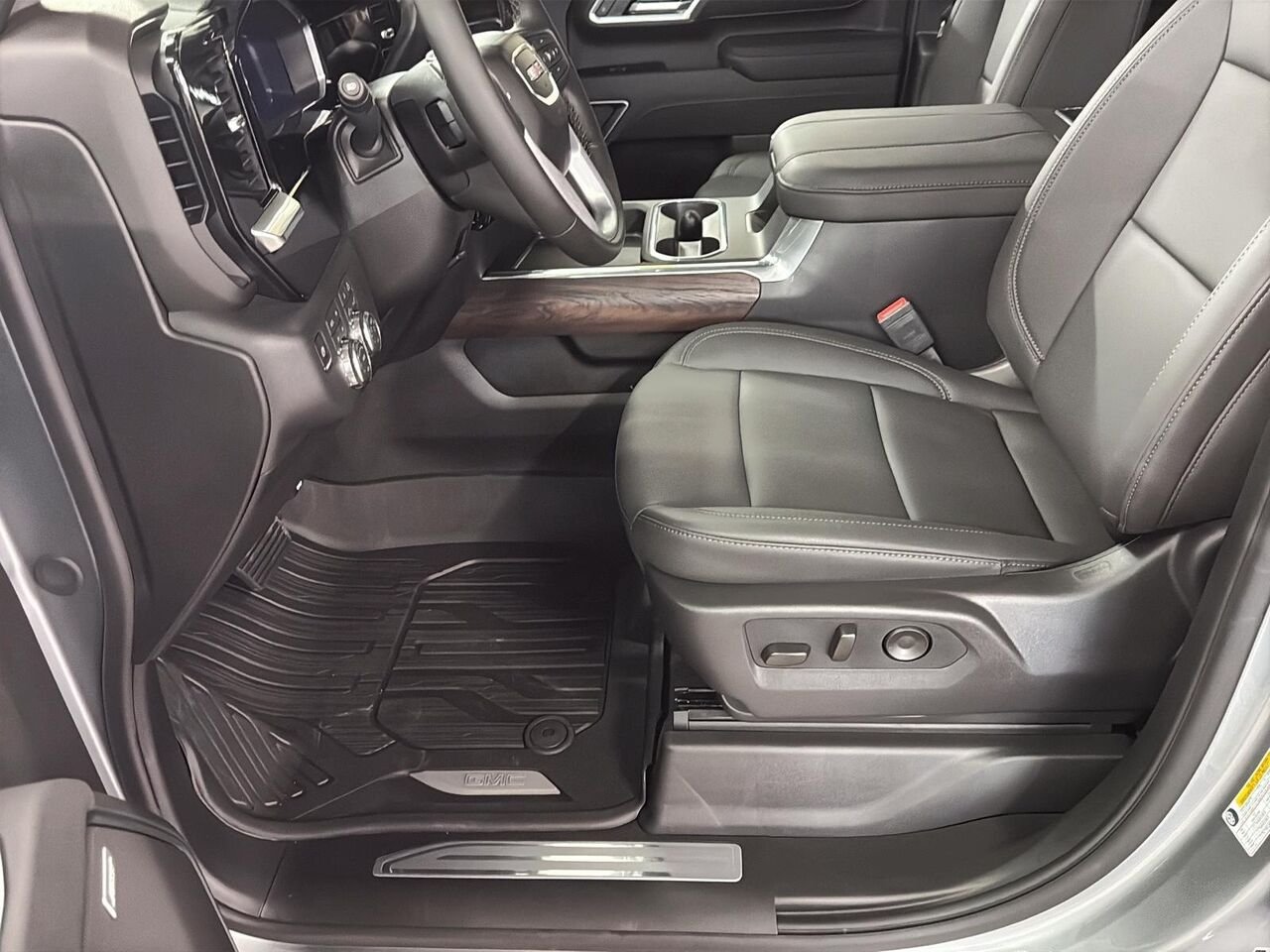 2026 GMC Sierra 2500HD SLT cabine multiplace 4RM 159 po STERLING METALLIC Saint-Hyacinthe - photo #7
