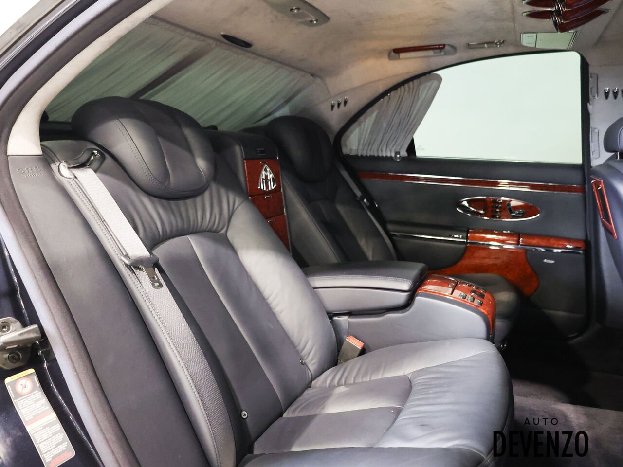 2009 Maybach 57 Blue Saint-Eustache - photo #9