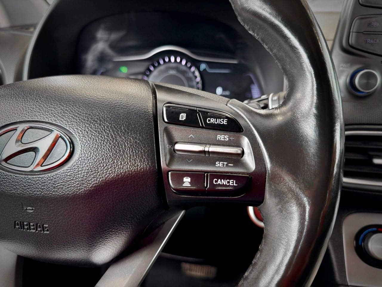 Hyundai Kona électrique 2021 Blanc Notre-Dame-des-Prairies - photo #21