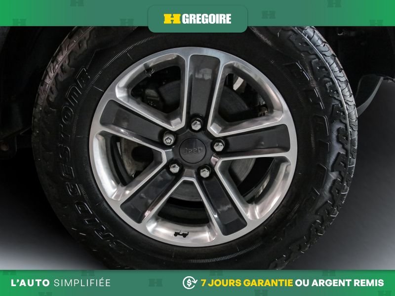 Jeep Wrangler 821038 | Unlimited Sport 80th Anniversary 4WD AUTO A/C MAGS 2021 Gris Laval - photo #8
