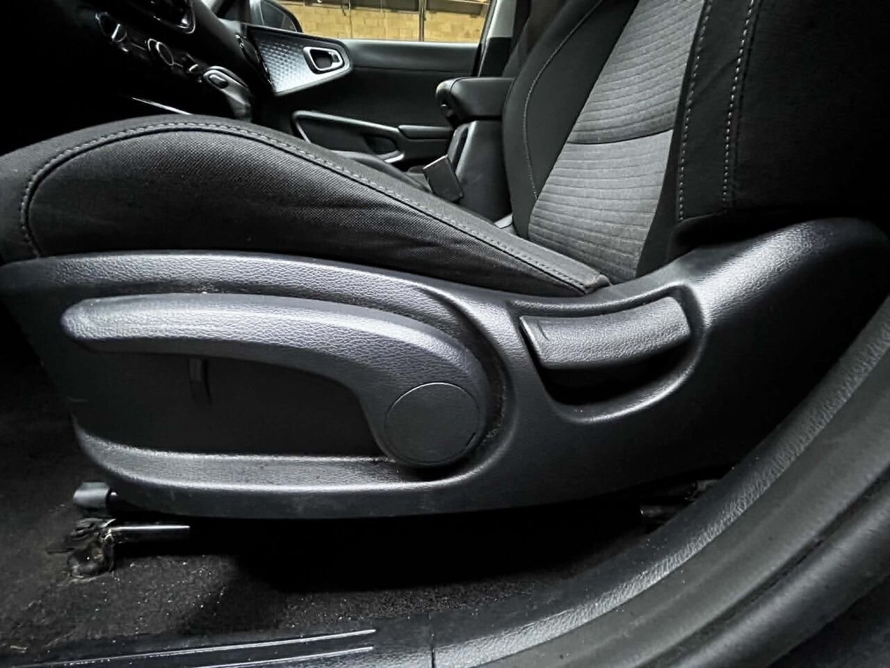 Kia Soul 2023 Gris Blainville - photo #18