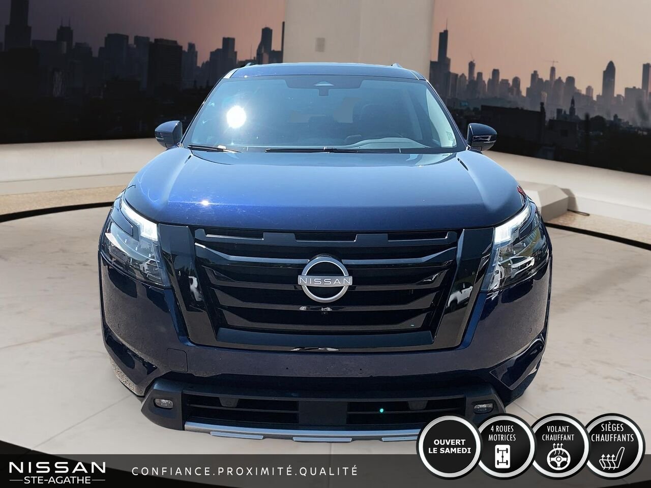 2024 Nissan Pathfinder Blue Saint-Jérôme - photo #1