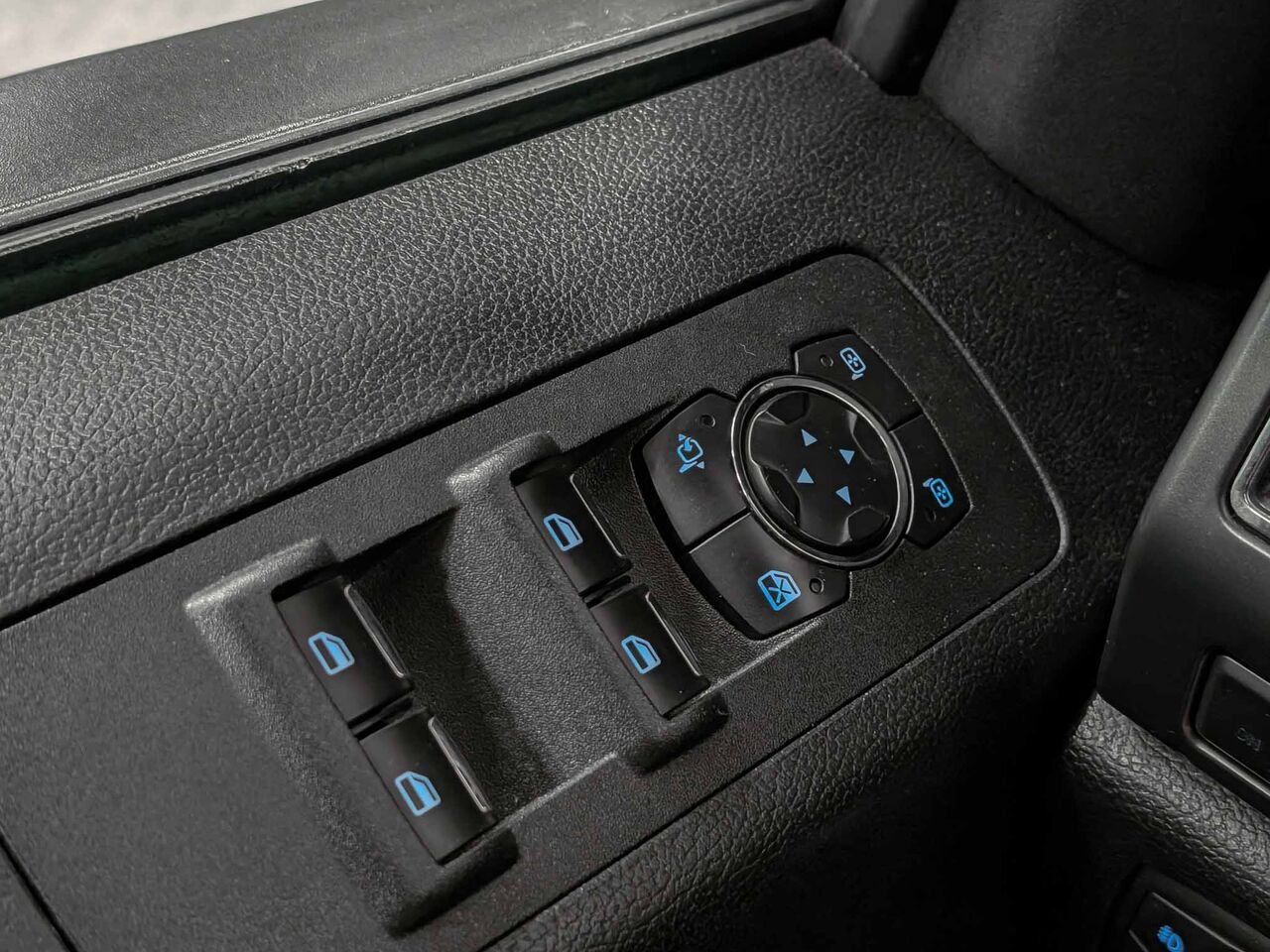 Ford F-150 LARIAT SPORT FX4 Moteur 3.5L 2018 Noir Sherbrooke - photo #21