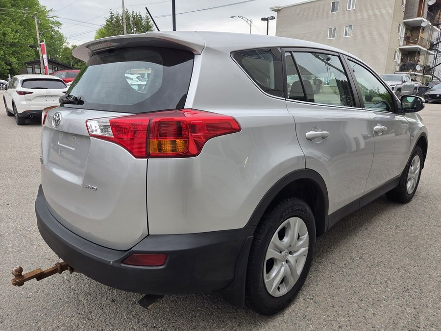 2015 Toyota RAV4 2015 Classic Silver Metallic