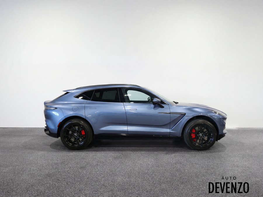 2022 Aston Martin DBX 2022 Grey