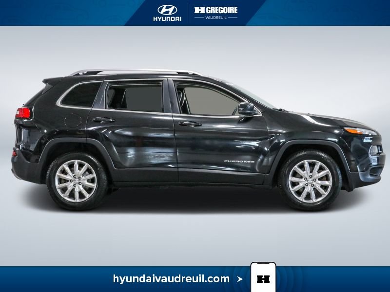 2016 Jeep Cherokee Black Laval - photo #12