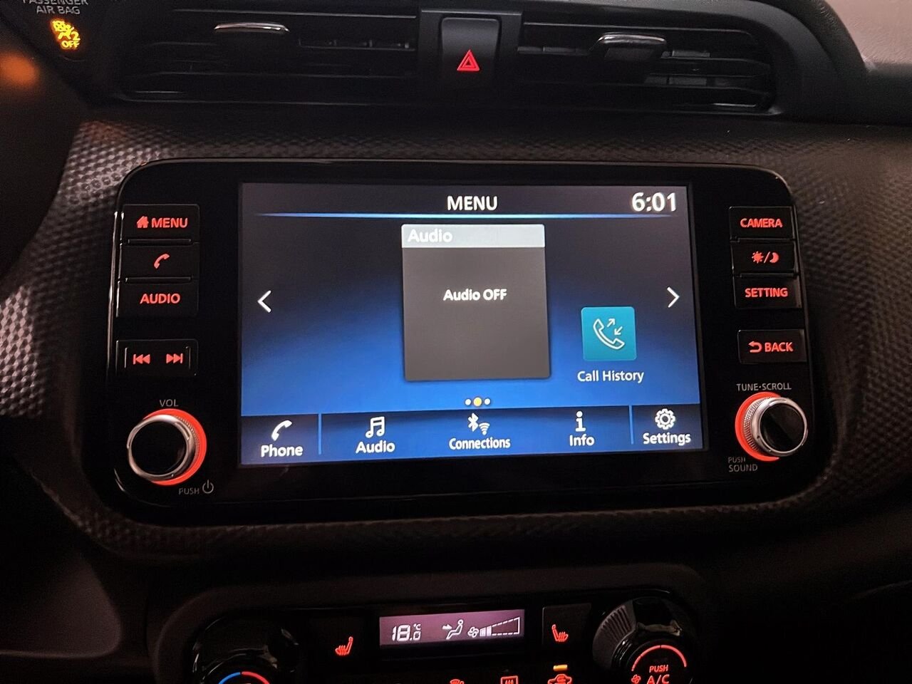 Nissan KICKS PLAY SV TA 2025 Gris Québec - photo #17