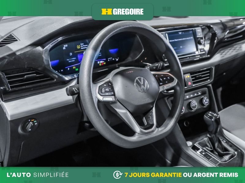 2022 Volkswagen Taos Silver Blainville - photo #13