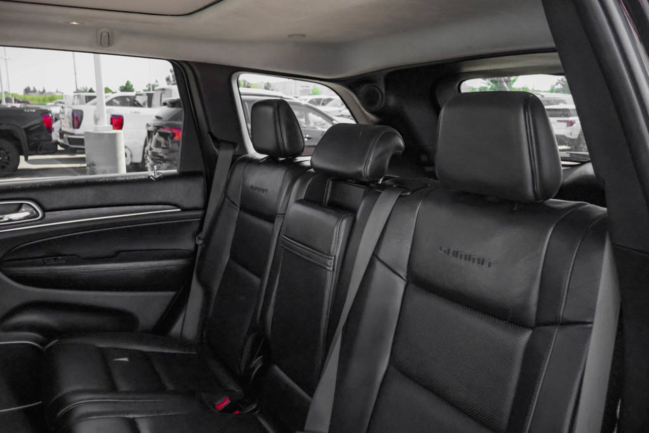 2017 Jeep Grand Cherokee 4WD 4dr Summit Black Sherwood Park - photo #32