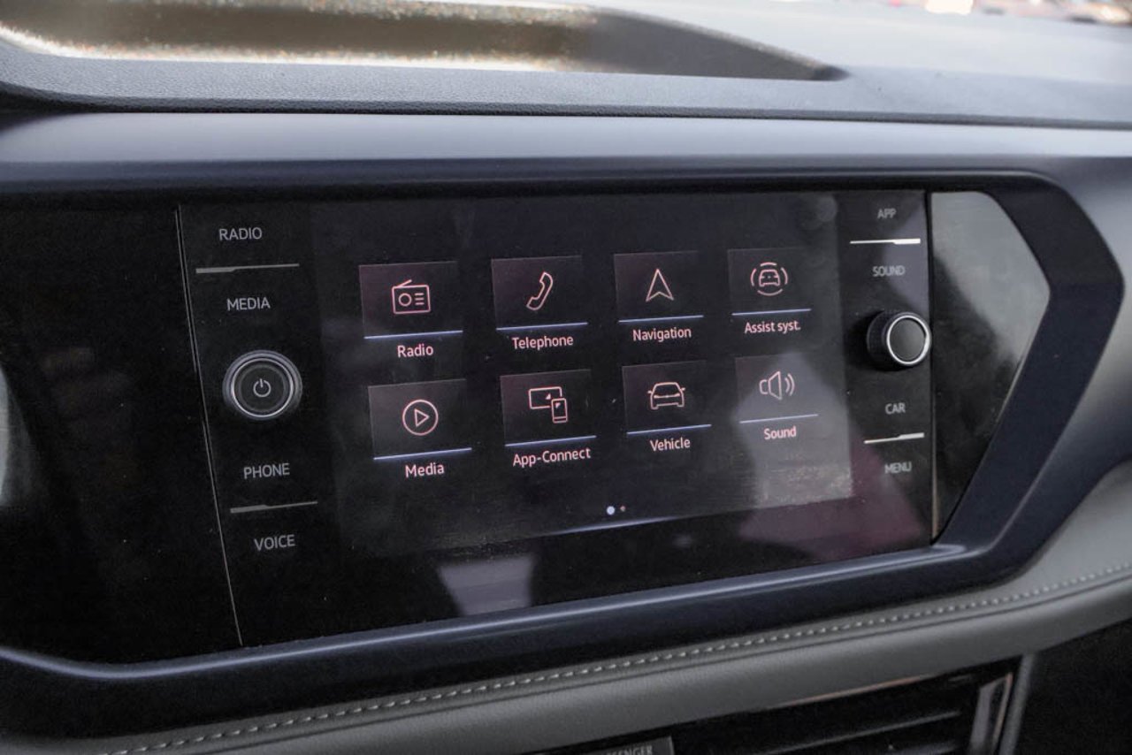 2024 Volkswagen Taos Comfortline 4MOTION Black Sherwood Park - photo #23