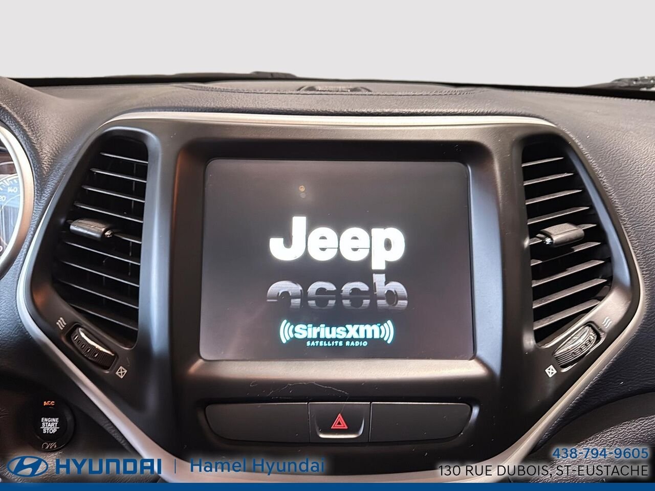 Jeep Cherokee 2017 Blanc Saint-Eustache - photo #14