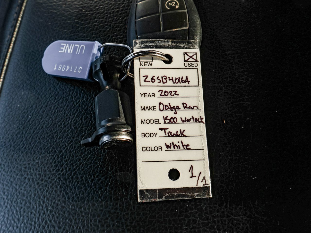 2022 Ram 1500 Classic Warlock 4x4 Crew Cab 5'7 Box White Sherwood Park - photo #28