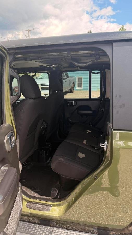 Jeep Gladiator 2023 Blanc Nantes - photo #10