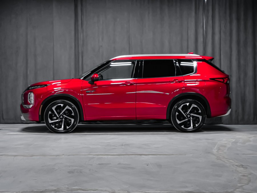 2024 Mitsubishi Outlander GT SIÈGES EN CUIR SYSTÈME DE SON BOSE PREMIUM Red