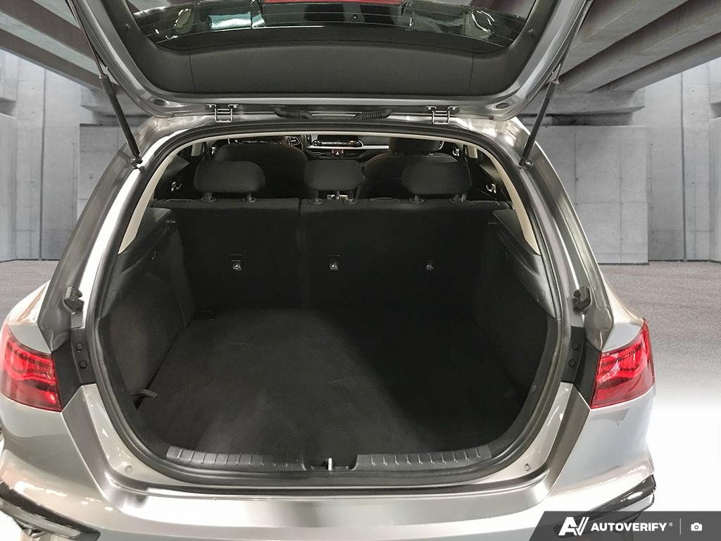 2023 Kia Forte5 2601570A | EX gray Edmonton - photo #11