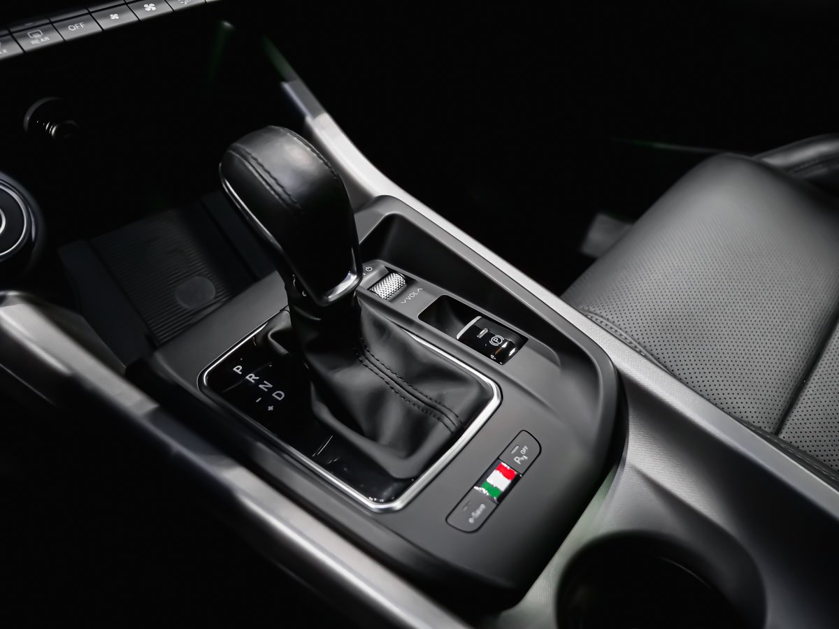 2024 Alfa Romeo Tonale VELOCE Red Montreal - photo #10