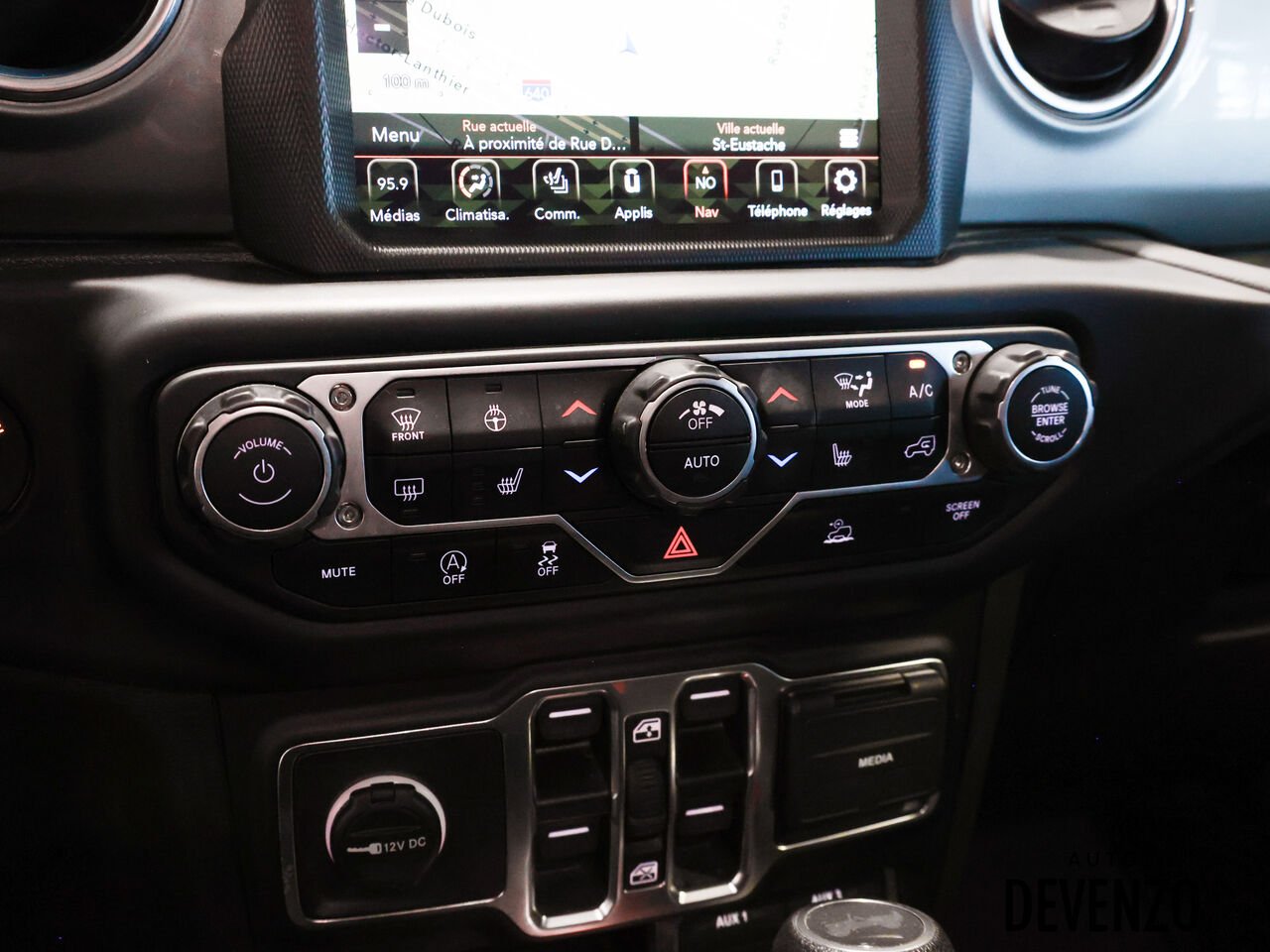 Jeep Wrangler 2023 Blanc Saint-Eustache - photo #13