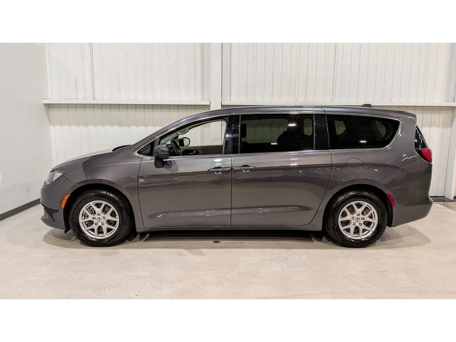 Chrysler Grand Caravan 2023 2023 Gris