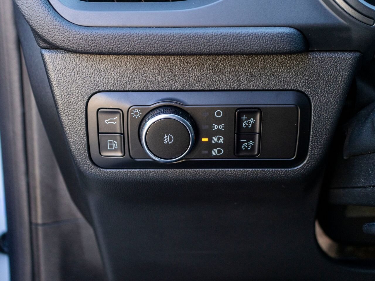 2023 Ford Escape VHR TA White Châteauguay - photo #21