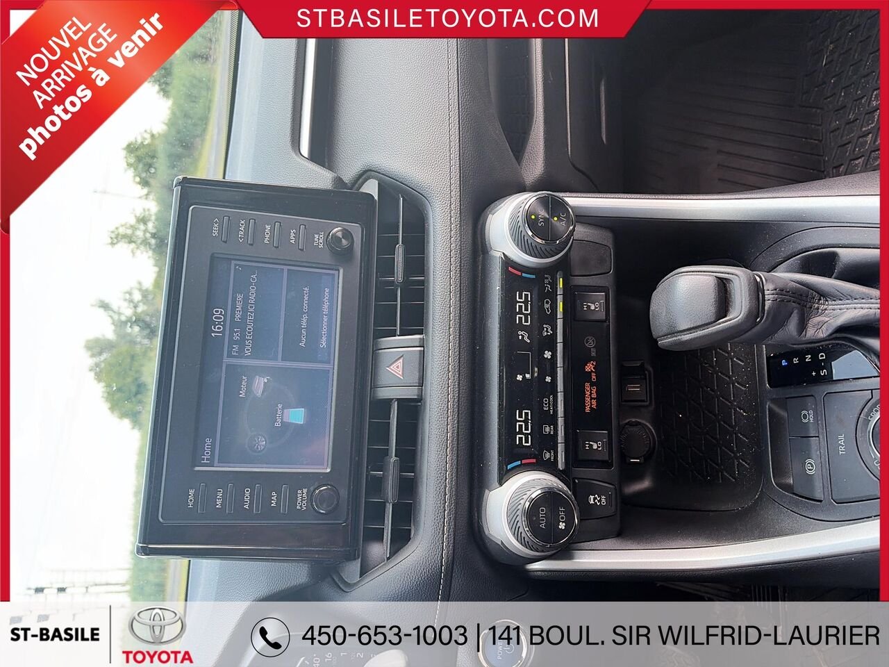 TOYOTA RAV4 Hybride 2020 Blanc Saint-Basile-le-Grand - photo #6