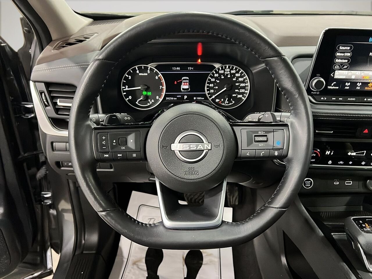 2023 Nissan Rogue SV TI Grey Québec - photo #11