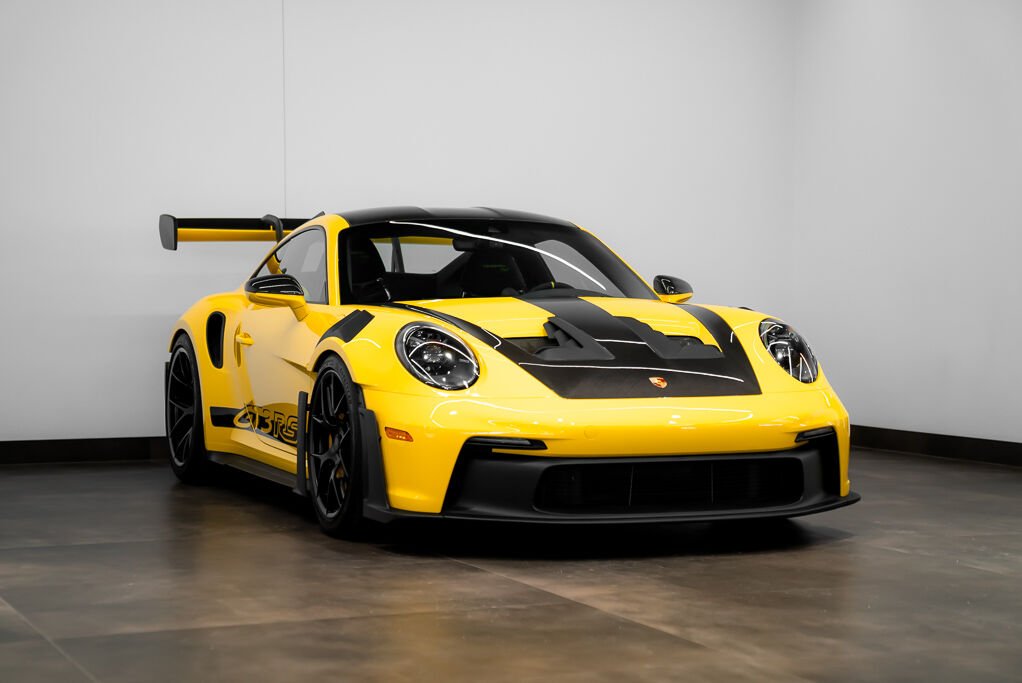Porsche 911 GT3RS Weissach 2024 Jaune Kirkland - photo #3