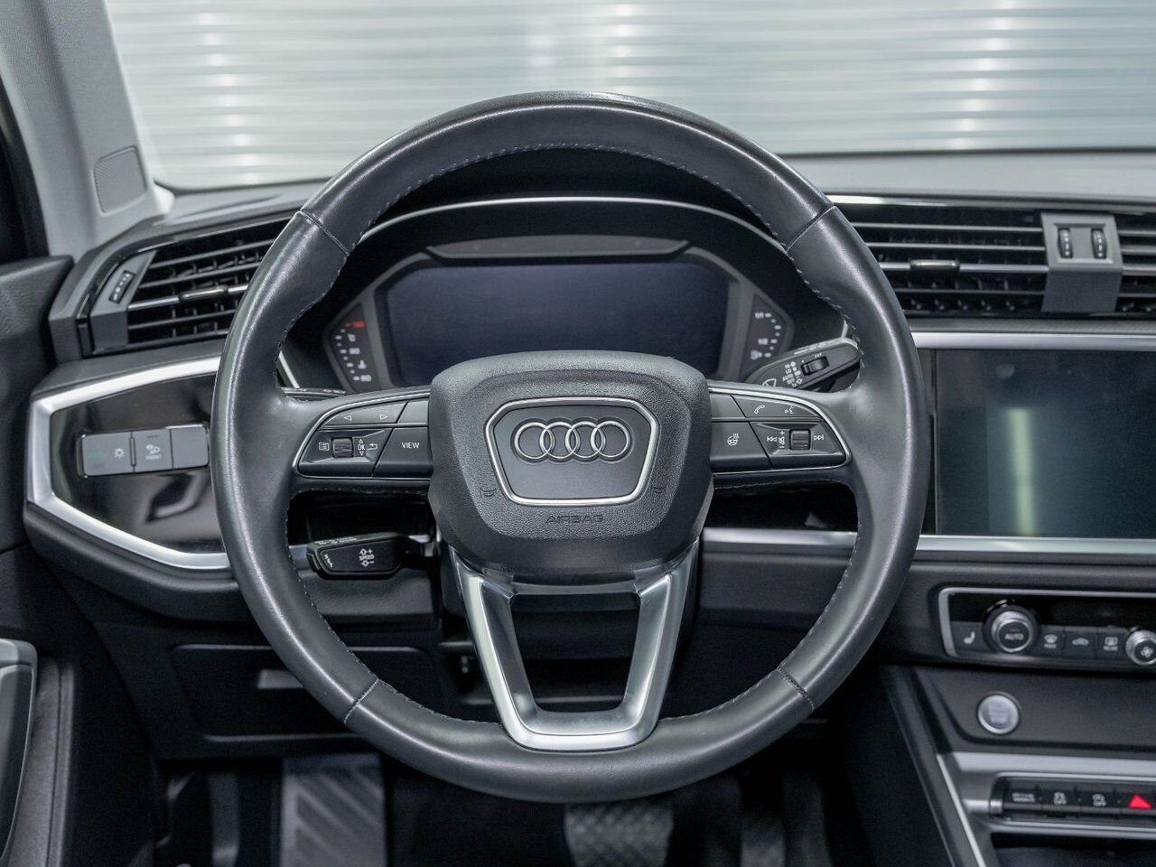 Audi Q3 PROGRESSIV QUATTRO *TOIT* SIÈGES CHAUF HAYON ELECT 2020 Noir Saint-Jérôme - photo #13