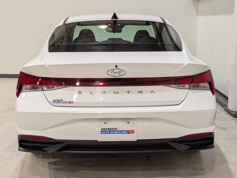 2023 Hyundai Elantra White