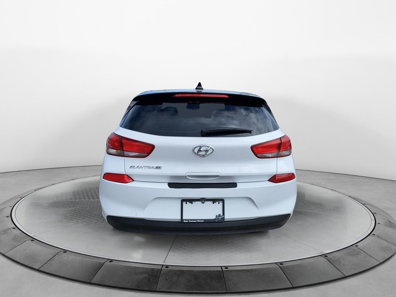 2018 Hyundai Elantra GT VIN KMHH35LE3JU007643 White Baie-Comeau - photo #3