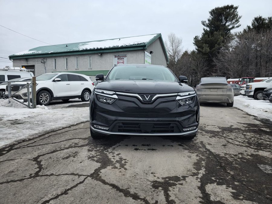 VinFast VF 8 2023 2023 Noir