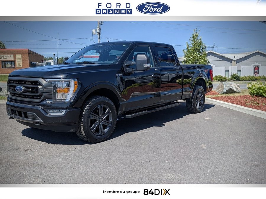 Ford F-150 XLT cabine SuperCrew 4RM caisse de 5,5 pi 2023 Noir